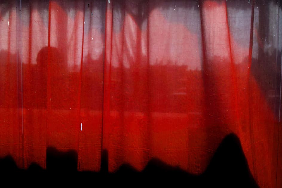 artwork Олени Лемберської - - проект Thin red line