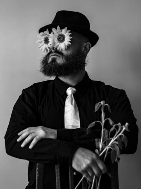 artwork Artem Honchariuk -  