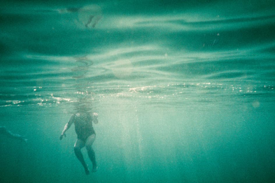 artwork Yuliana Paranko -  - Touch the bottom