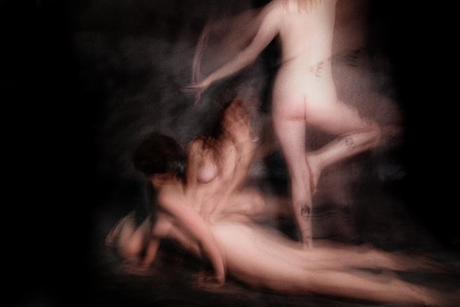 artwork Eva Fomitski -  - Displacement