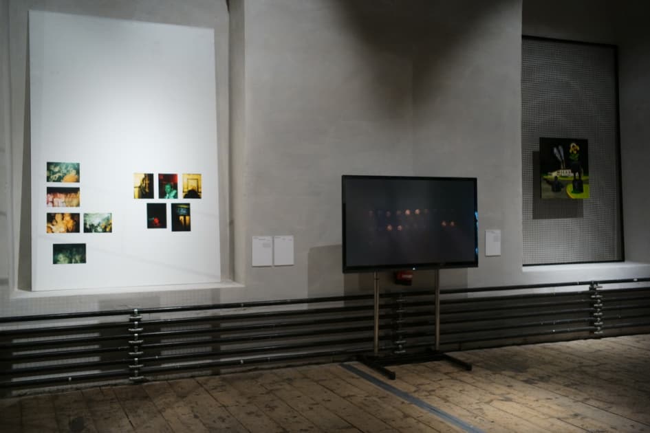 exhibition MYPH Між вогнем та вогнем: українське мистецтво зараз
