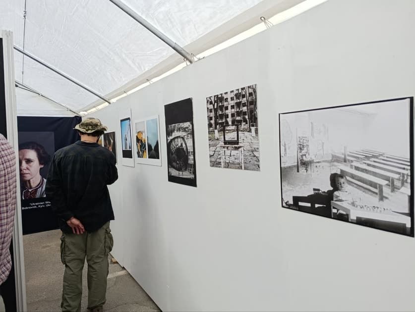 exhibition Do Not Forget