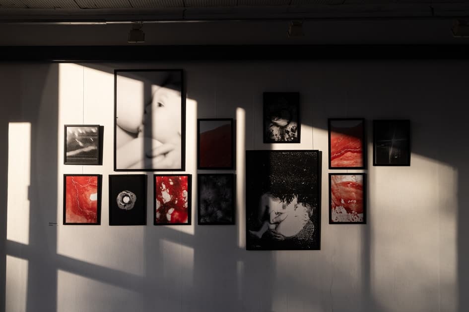 exhibition Крізь досвід - виставка MYPH